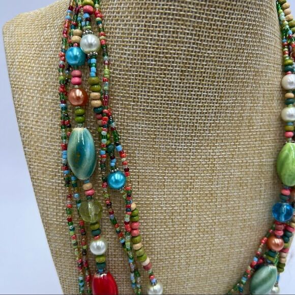 Multi Strand Beaded Costume Necklace - Picture 2 of 5